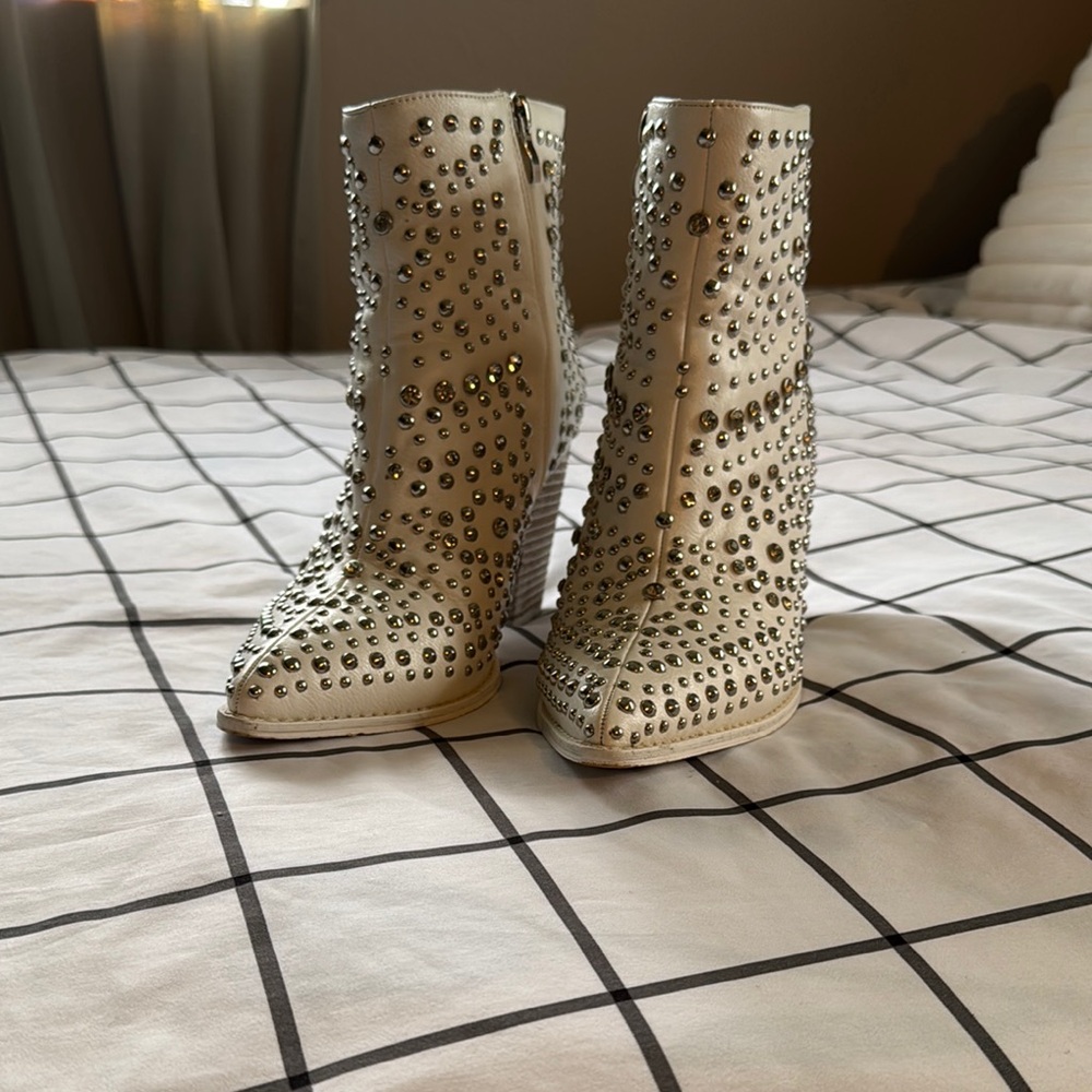 Cream Heeled Boots with Studded Design